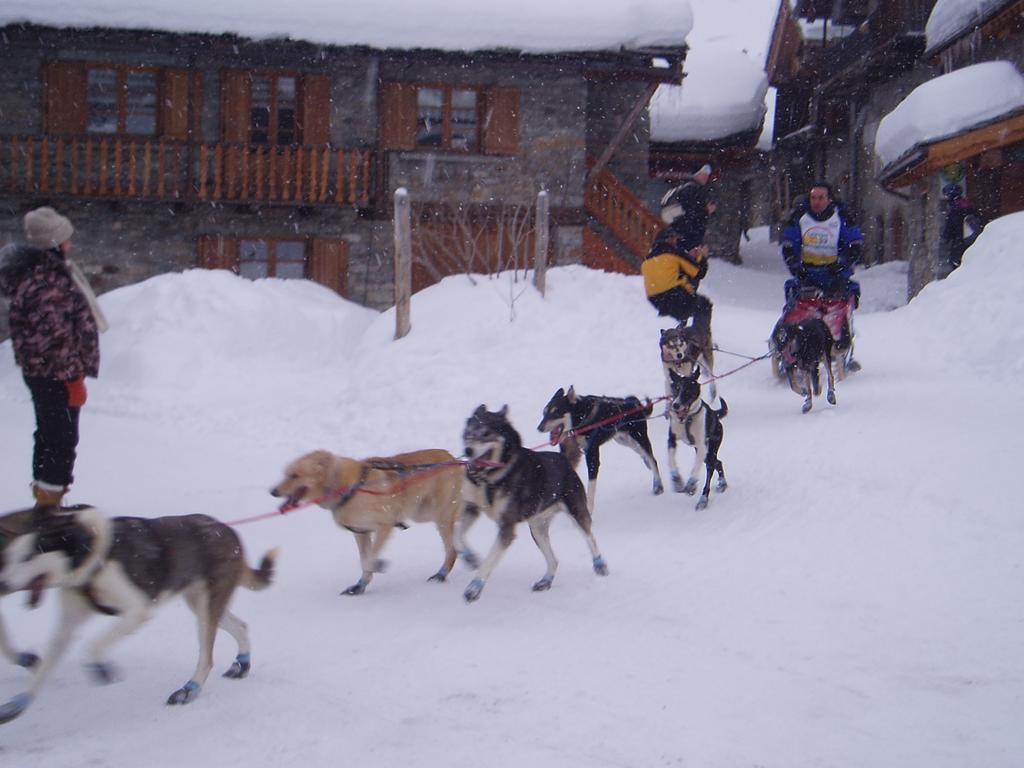 Hotel A La Pastourelle Bonneval-sur-Arc Zewnętrze zdjęcie