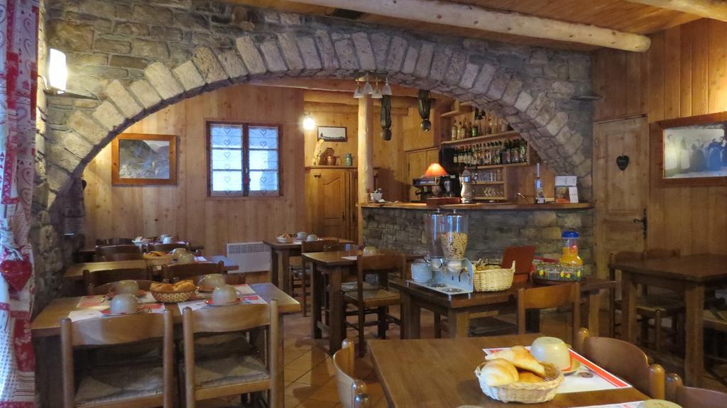 Hotel A La Pastourelle Bonneval-sur-Arc Zewnętrze zdjęcie